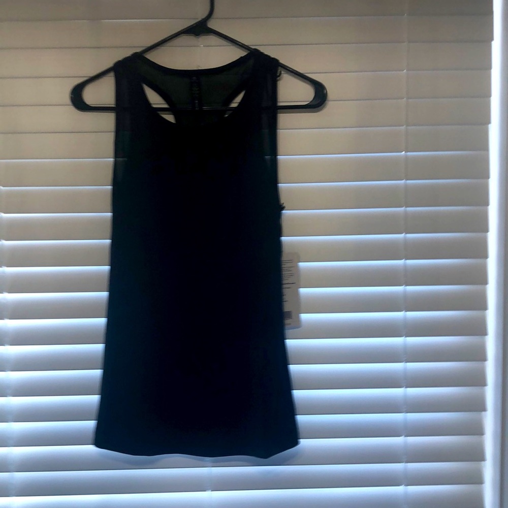 90 degree razor back women’s size large yoga shirt new with tags